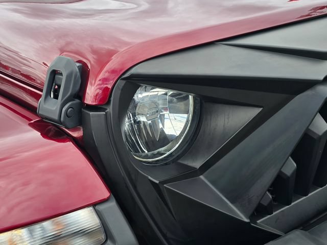 Used 2021 Jeep Gladiator Sport AWD/4WD image 26