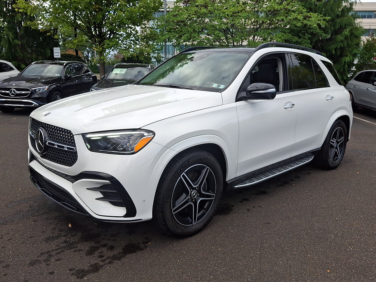 New 2026 Mercedes-Benz GLE 350 4MATIC image 3