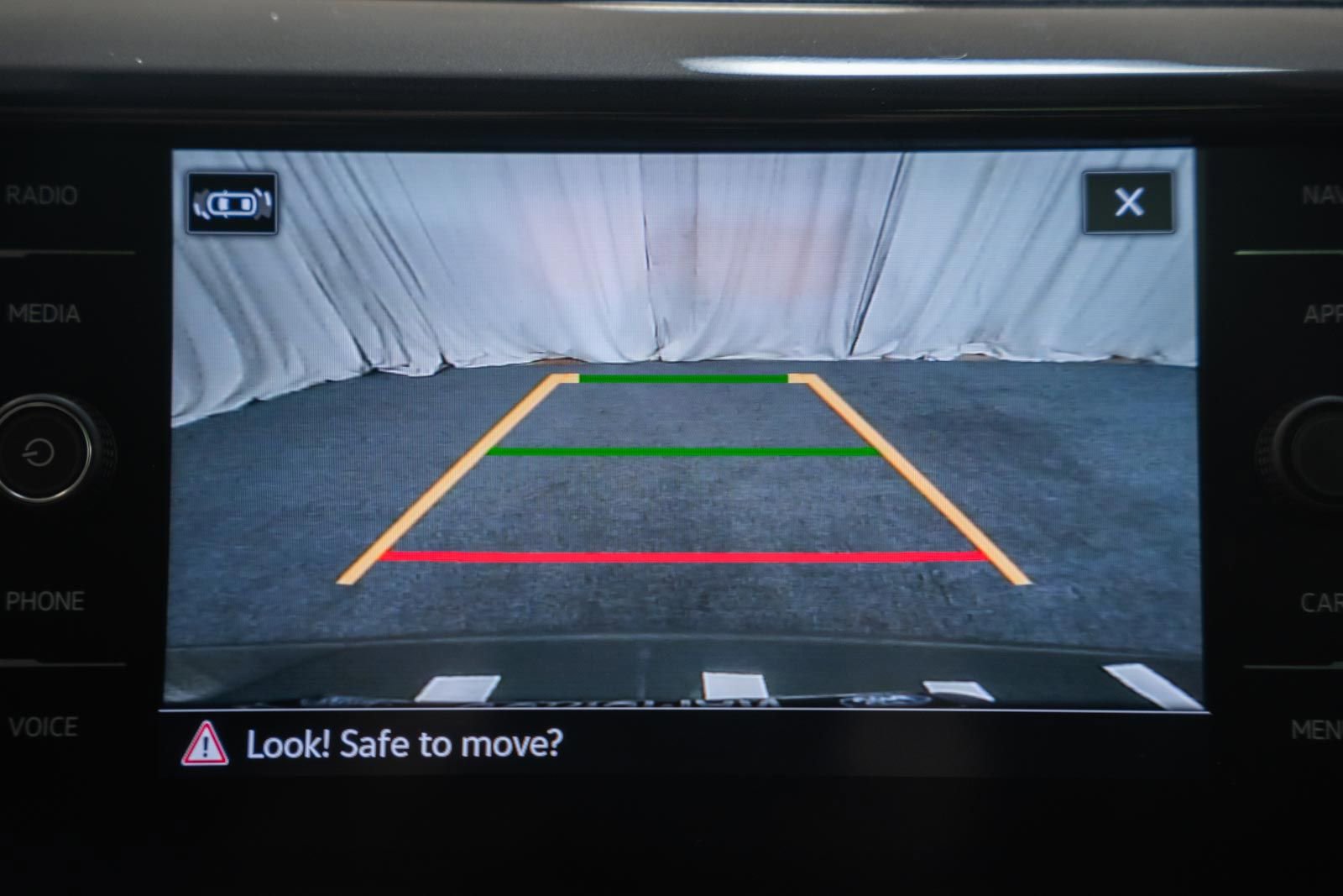 Used 2022 Volkswagen Taos SEL w/ Panoramic Sunroof Package FWD image 45