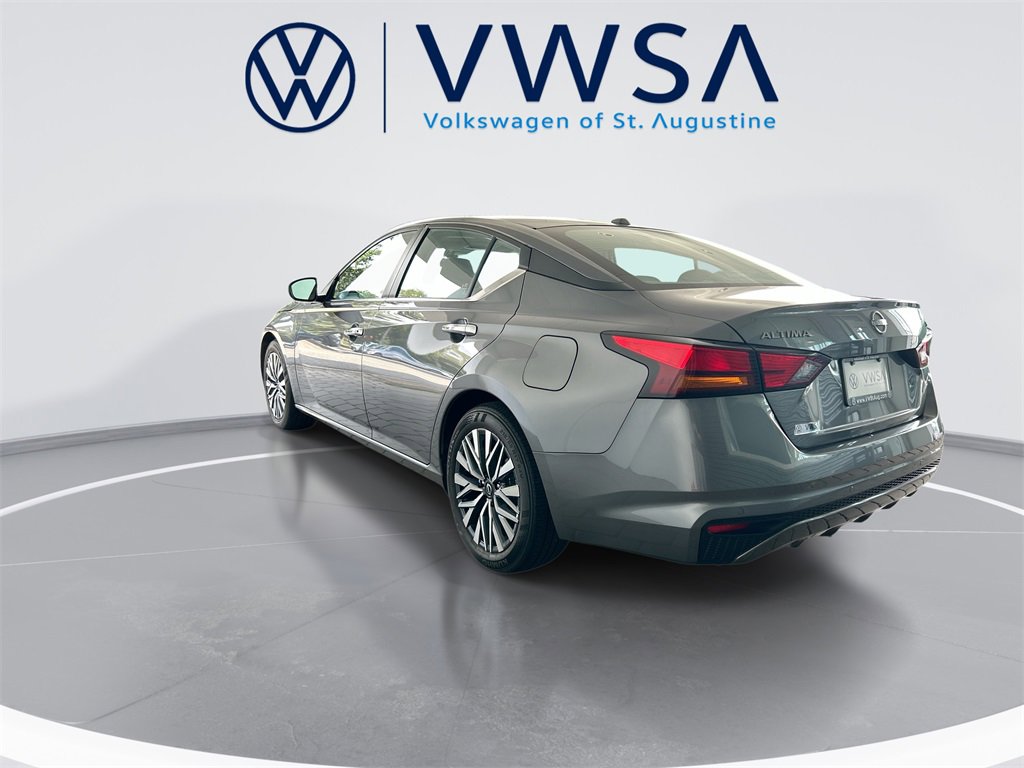 Used 2024 Nissan Altima 2.5 SV image 6