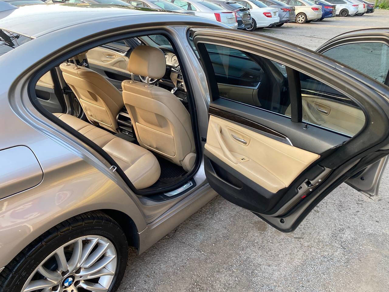 Used 2016 BMW 528i Sedan image 15