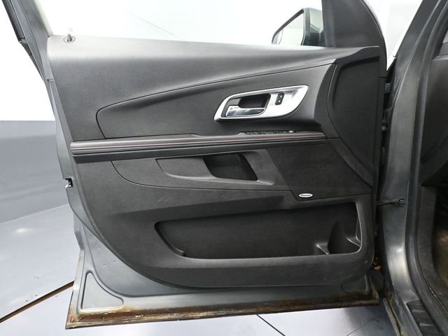 Used 2013 Chevrolet Equinox LT image 17