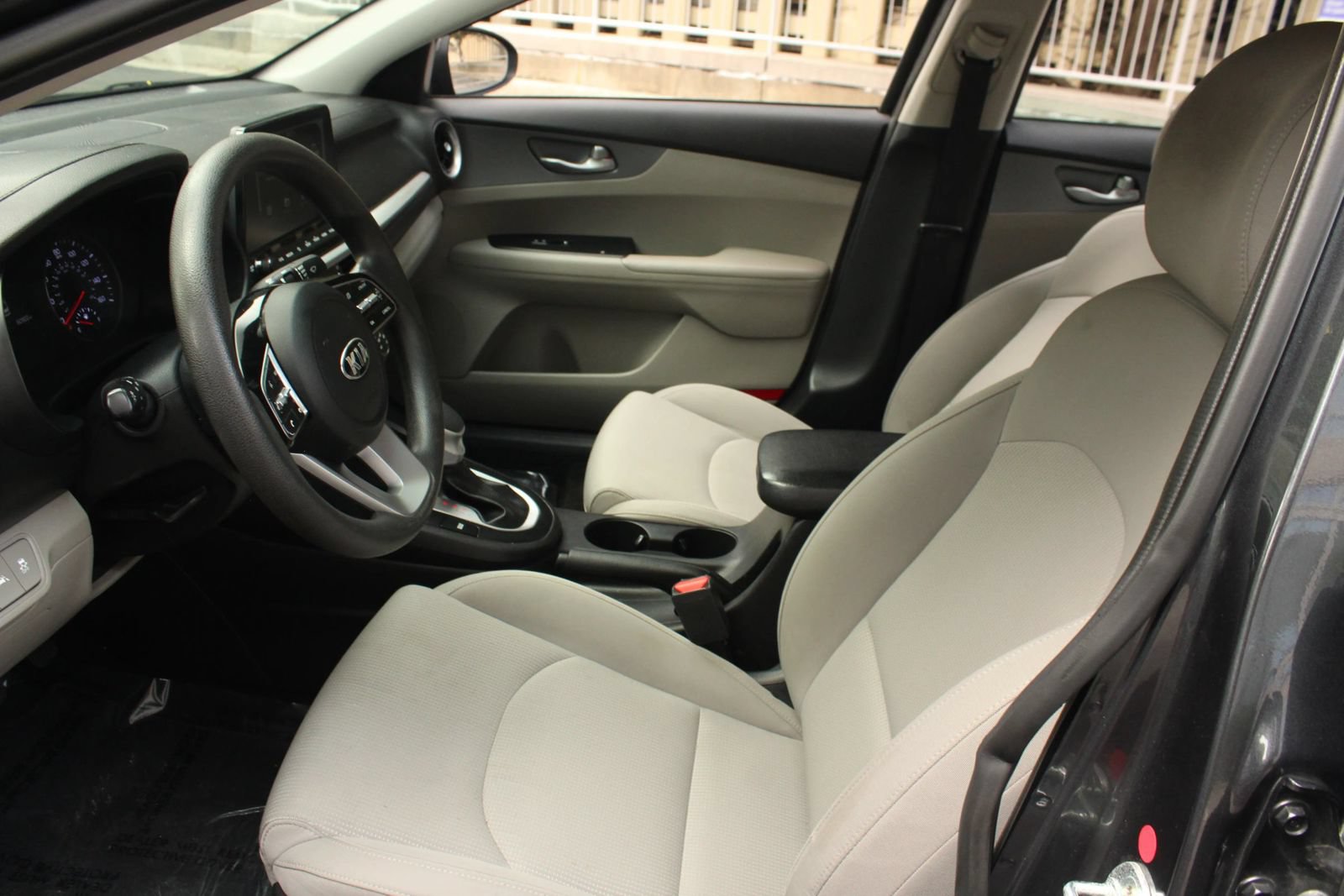 Used 2021 Kia Forte LXS FWD image 14