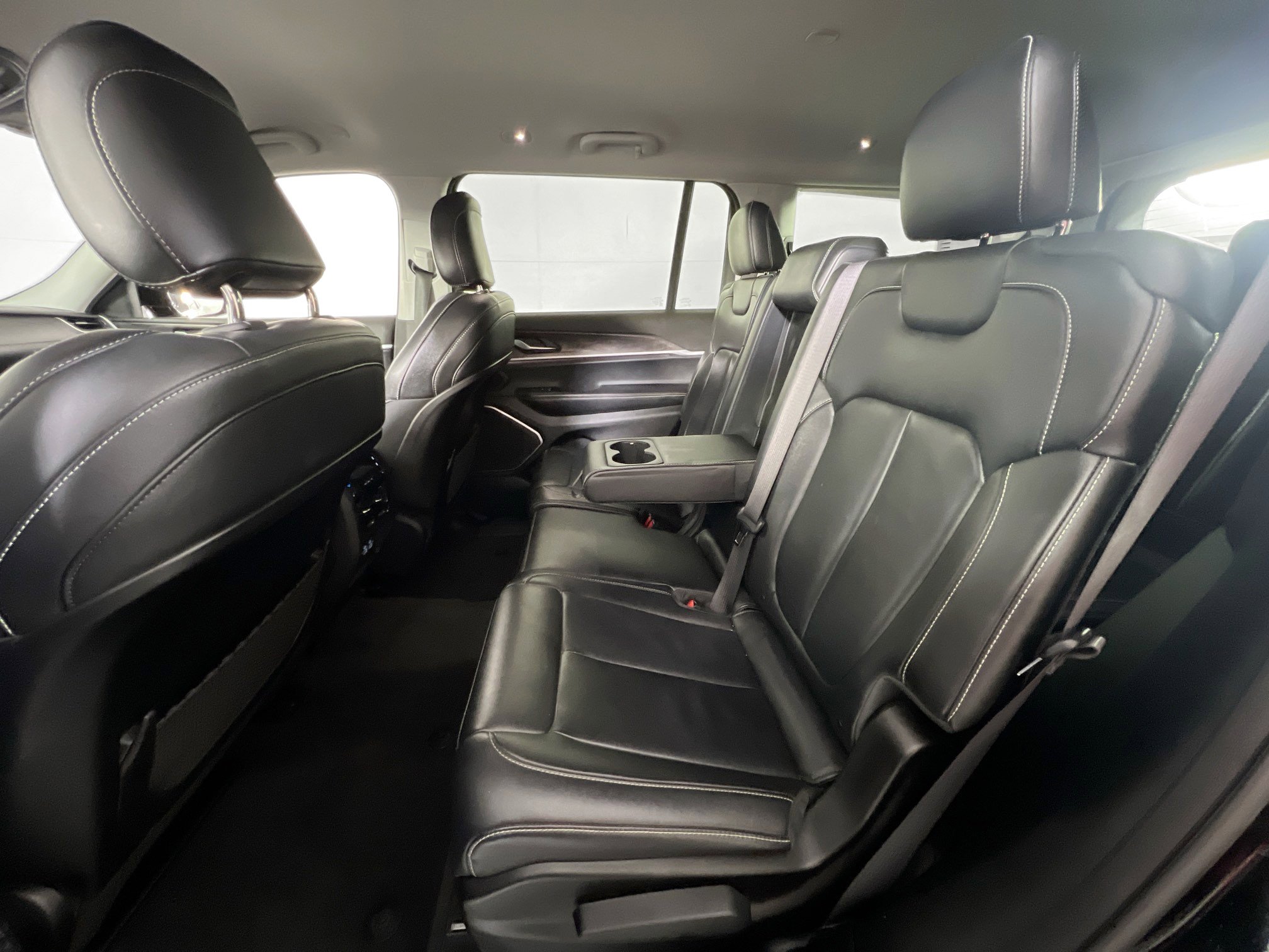 Used 2021 Jeep Grand Cherokee L Limited w/ Trailer Tow Group (B) image 25