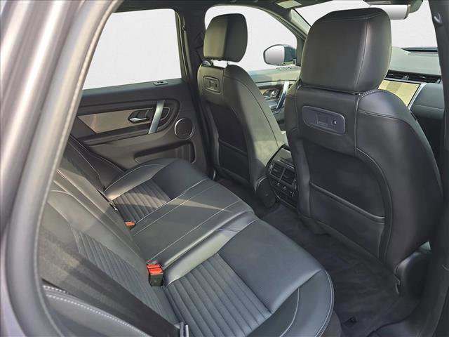 Certified 2024 Land Rover Discovery Sport Dynamic SE image 11