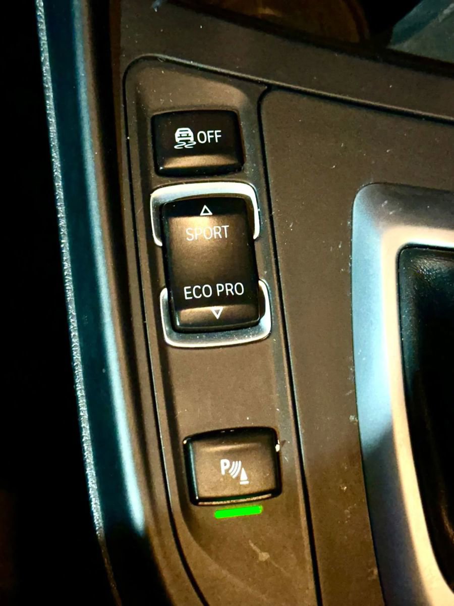 Used 2016 BMW 228i xDrive Convertible image 33