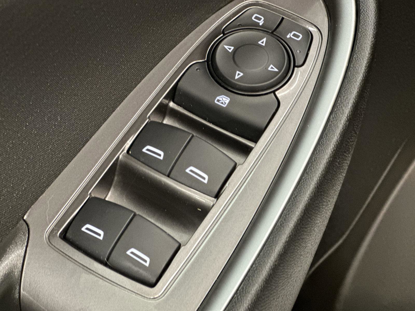 Certified 2023 Chevrolet Malibu LS image 23