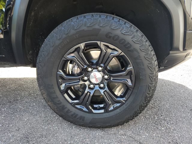 Used 2024 GMC Canyon Elevation w/ Elevation Premium Package RWD image 5