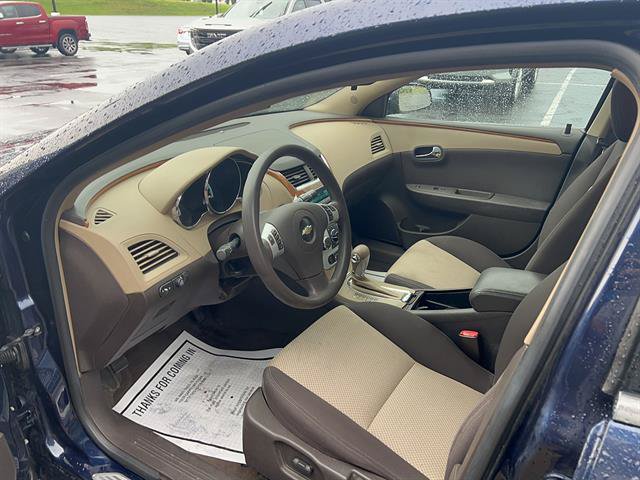 Used 2008 Chevrolet Malibu LT w/ Power Convenience Package FWD image 12