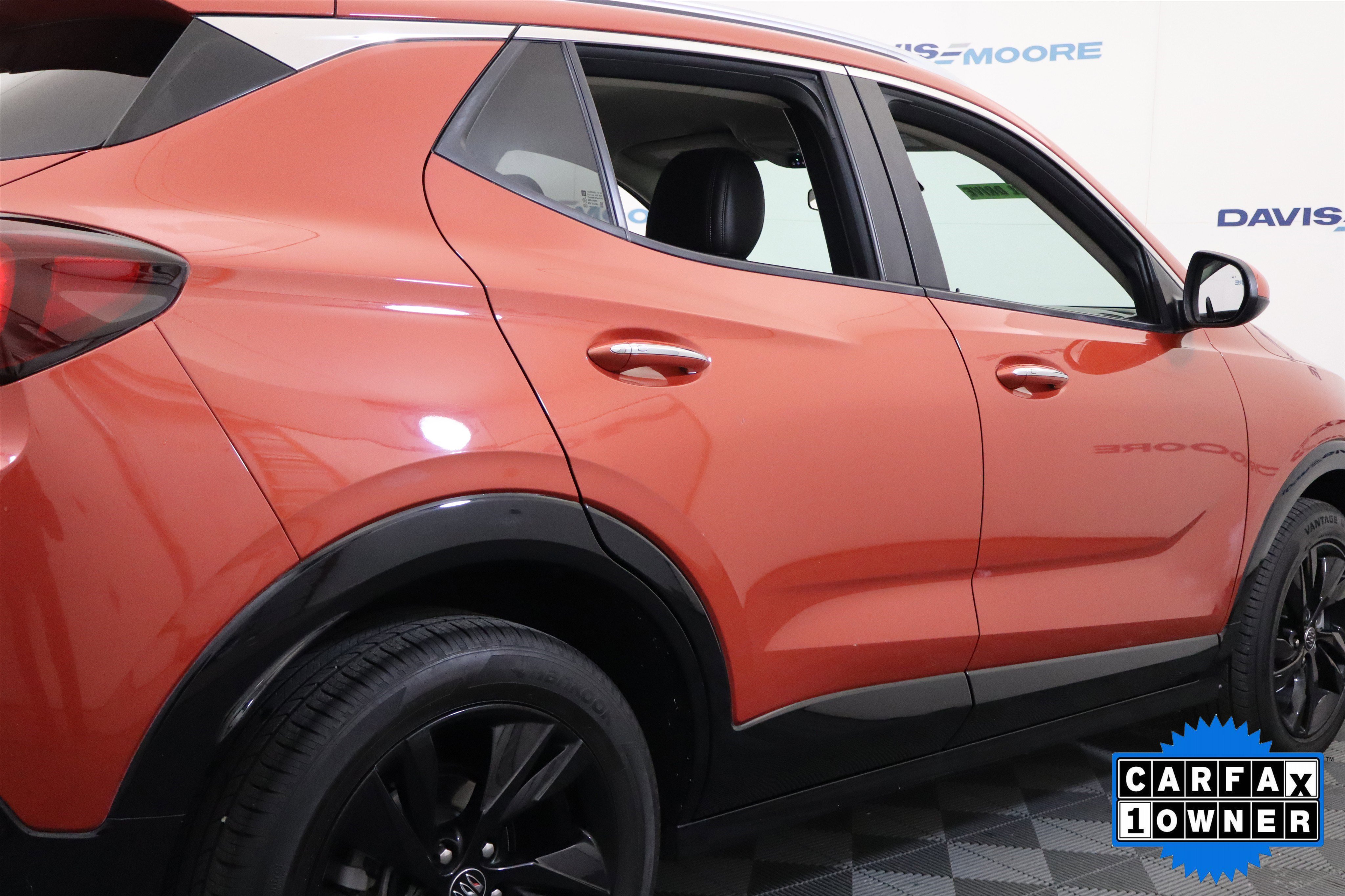 Used 2024 Buick Encore GX Sport Touring image 7