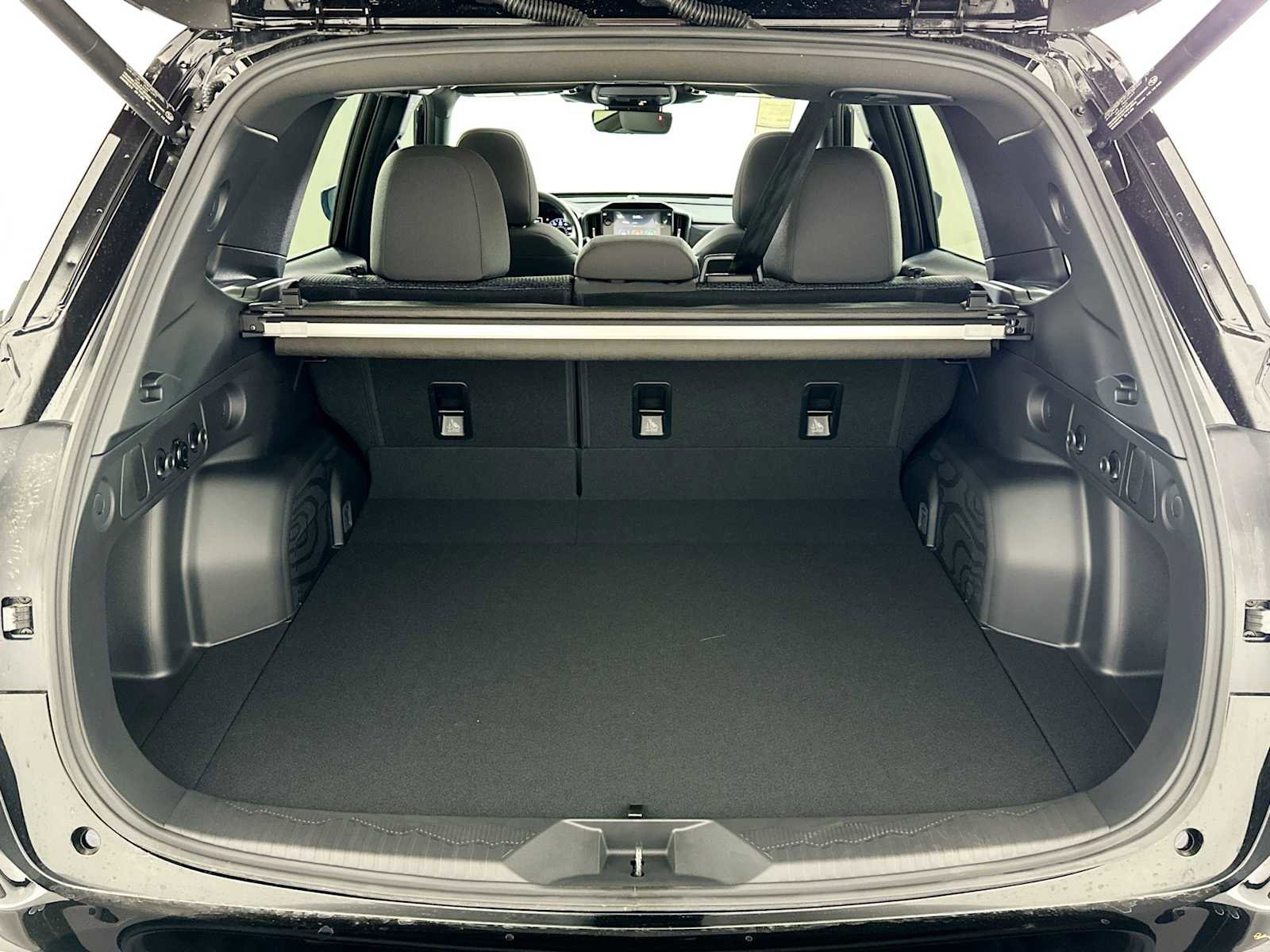 Certified 2025 Subaru Forester Premium w/ Convenience Package #2 image 24