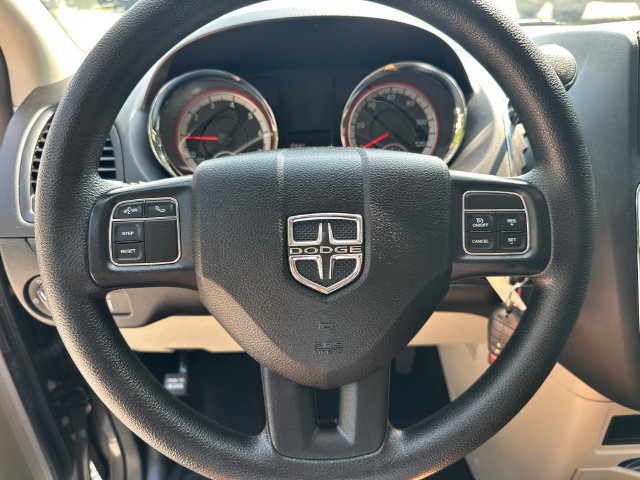 Used 2018 Dodge Grand Caravan SE w/ UConnect Hands-Free Group FWD image 29