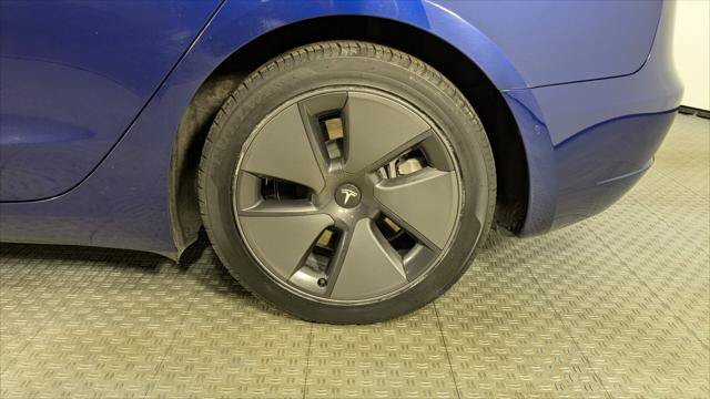 Used 2021 Tesla Model 3 Standard Range Plus RWD image 30