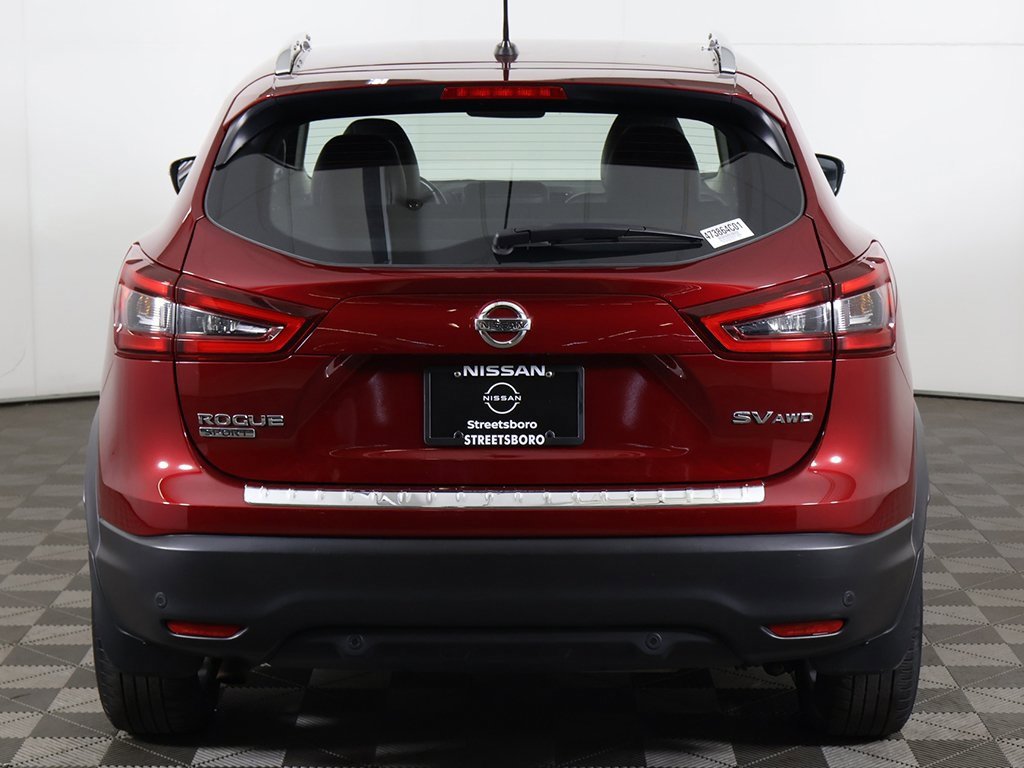 Used 2022 Nissan Rogue Sport SV w/ Technology Package image 12