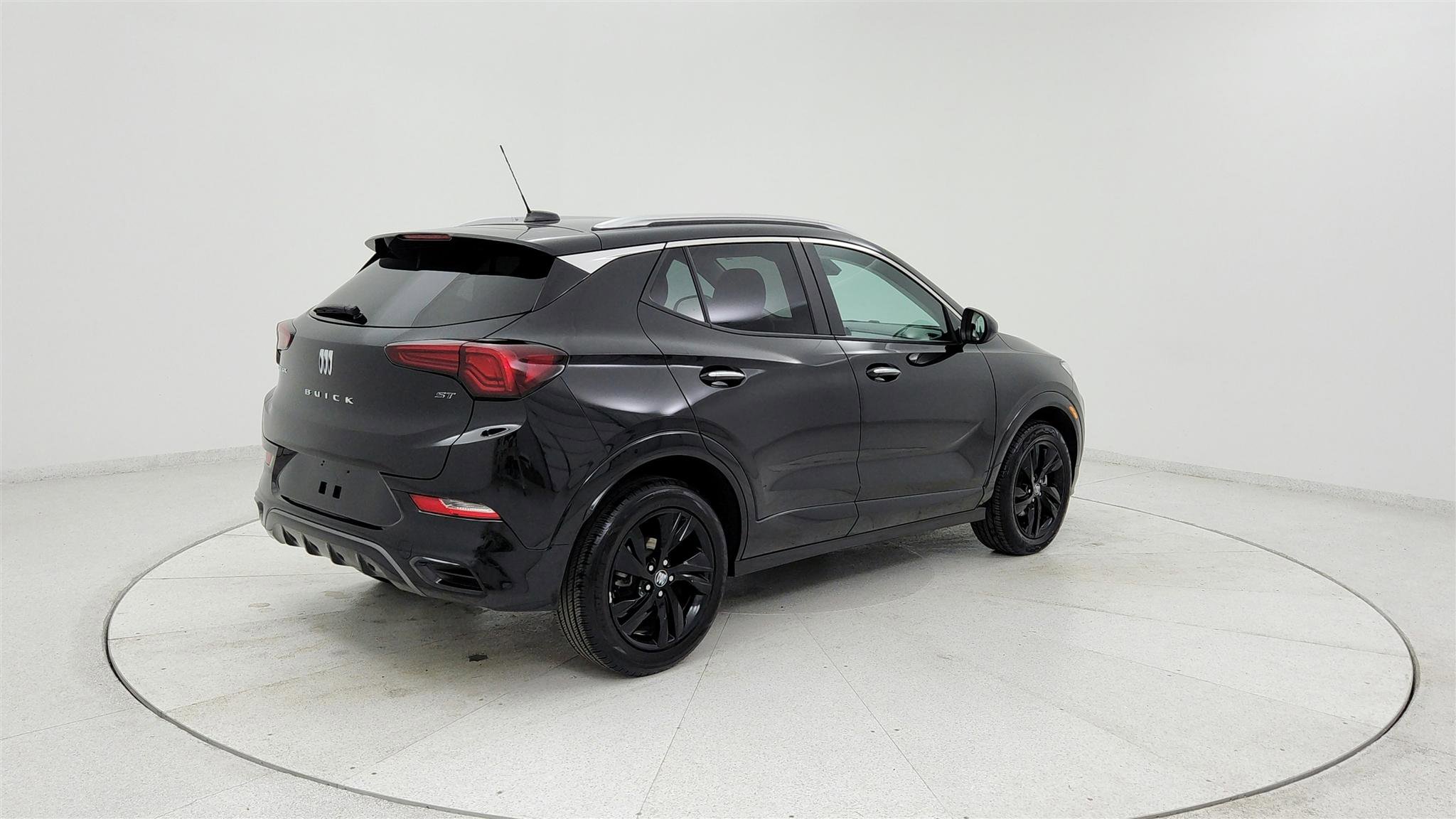 Used 2024 Buick Encore GX Sport Touring FWD image 5