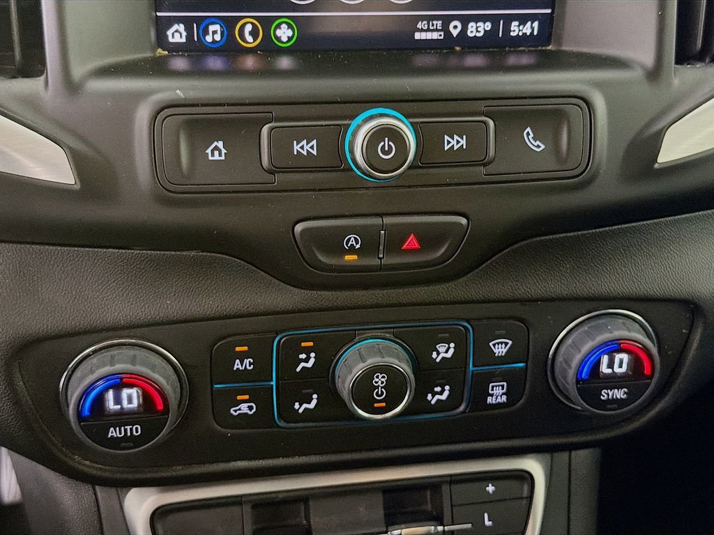 Used 2024 GMC Terrain SLE w/ Driver Convenience Package FWD image 18