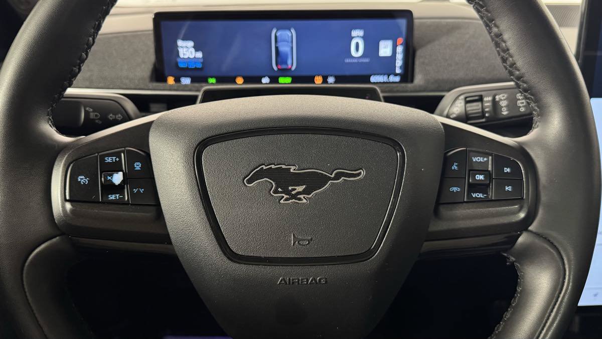 Used 2021 Ford Mustang Mach-E Premium AWD/4WD image 21