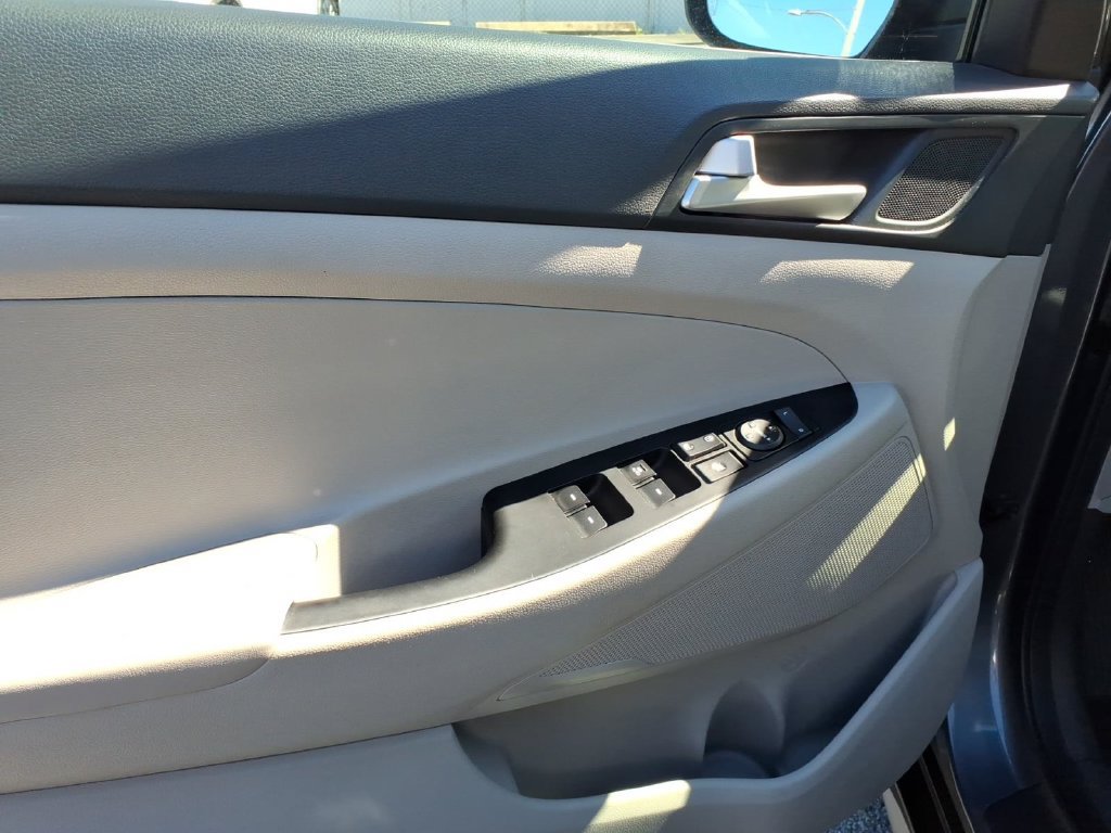 Used 2021 Hyundai Tucson SEL FWD image 15