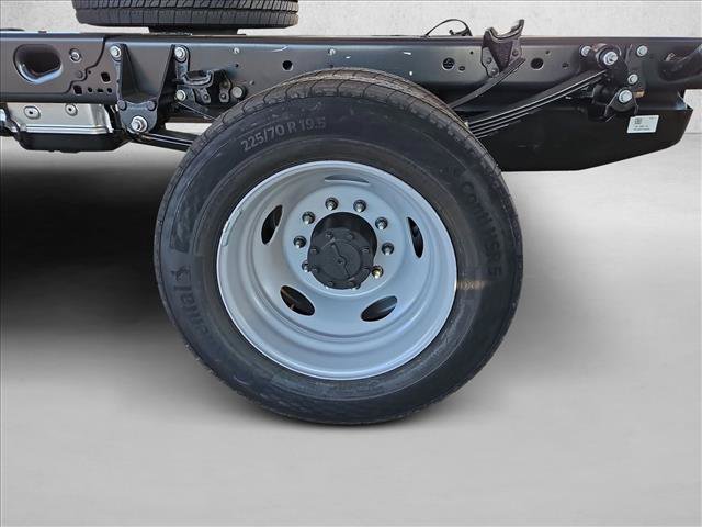 New 2026 Ford F450 XL w/ XL Chrome Package RWD image 11
