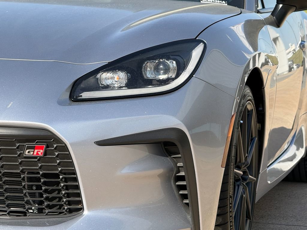 Used 2023 Toyota GR86 Premium w/ ALL Weather Mat Package (TMS) image 5