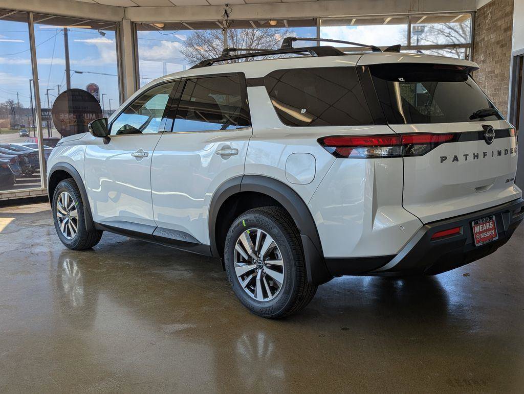 New 2026 Nissan Pathfinder SL w/ SL Premium Package AWD/4WD image 9
