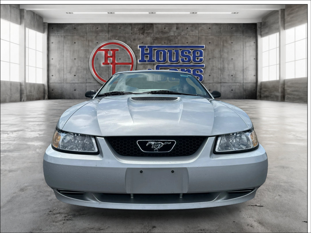 Used 2000 Ford Mustang Coupe RWD image 2