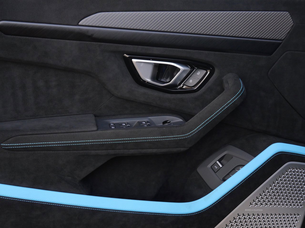 Used 2024 Lamborghini Urus Performante image 27