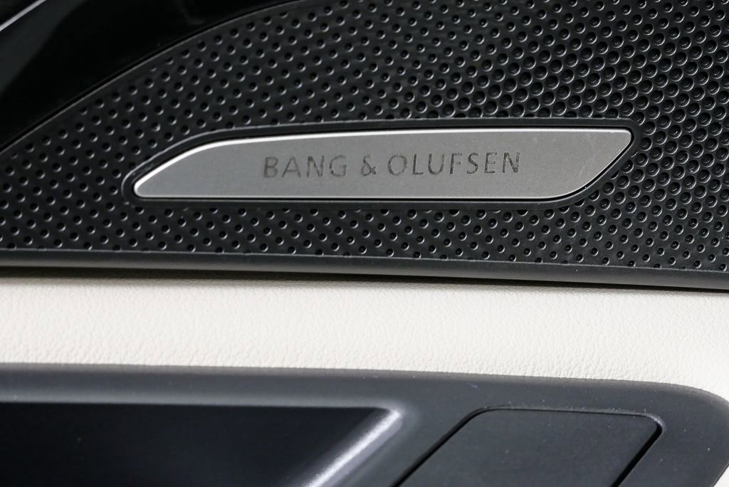 Used 2025 Audi Q5 Premium Plus w/ Premium Plus image 7