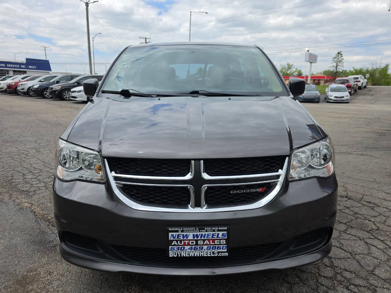 Used 2015 Dodge Grand Caravan American Value Package FWD image 4