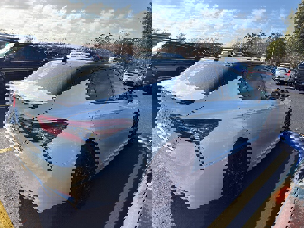 Used 2022 Toyota Camry XSE w/ Navigation Upgrade Package image 4