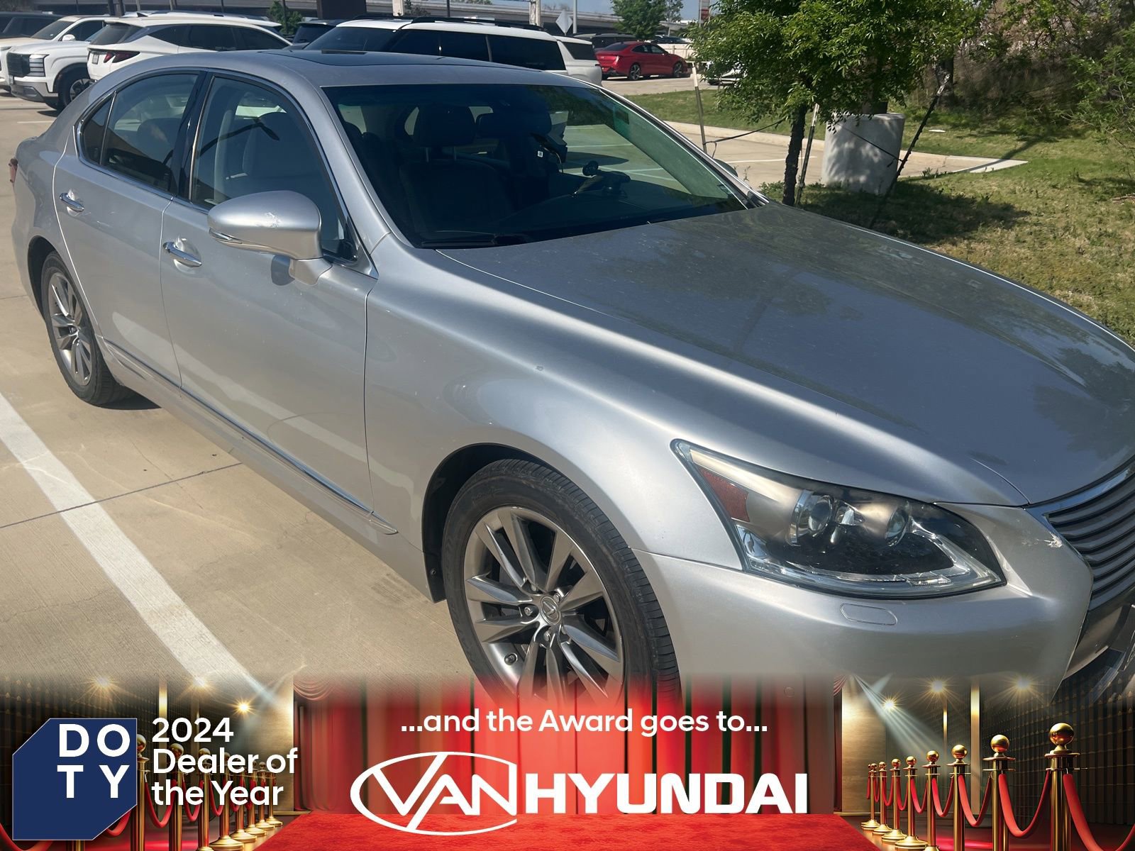 Used 2015 Lexus LS 460 AWD w/ Comfort Package image 1