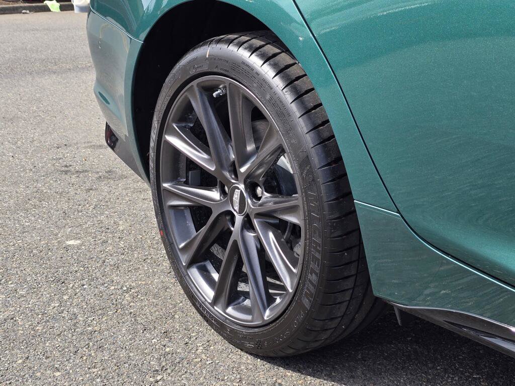 New 2026 Cadillac CT5 V w/ Platinum Package AWD/4WD image 17