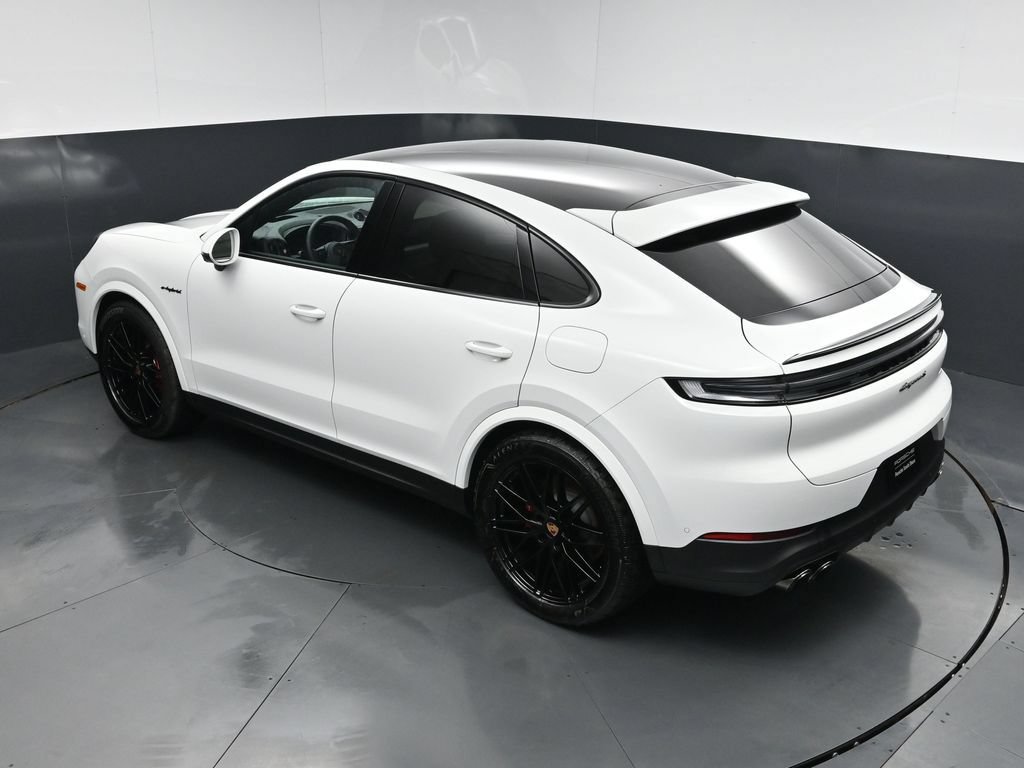 New 2026 Porsche Cayenne S AWD/4WD image 16