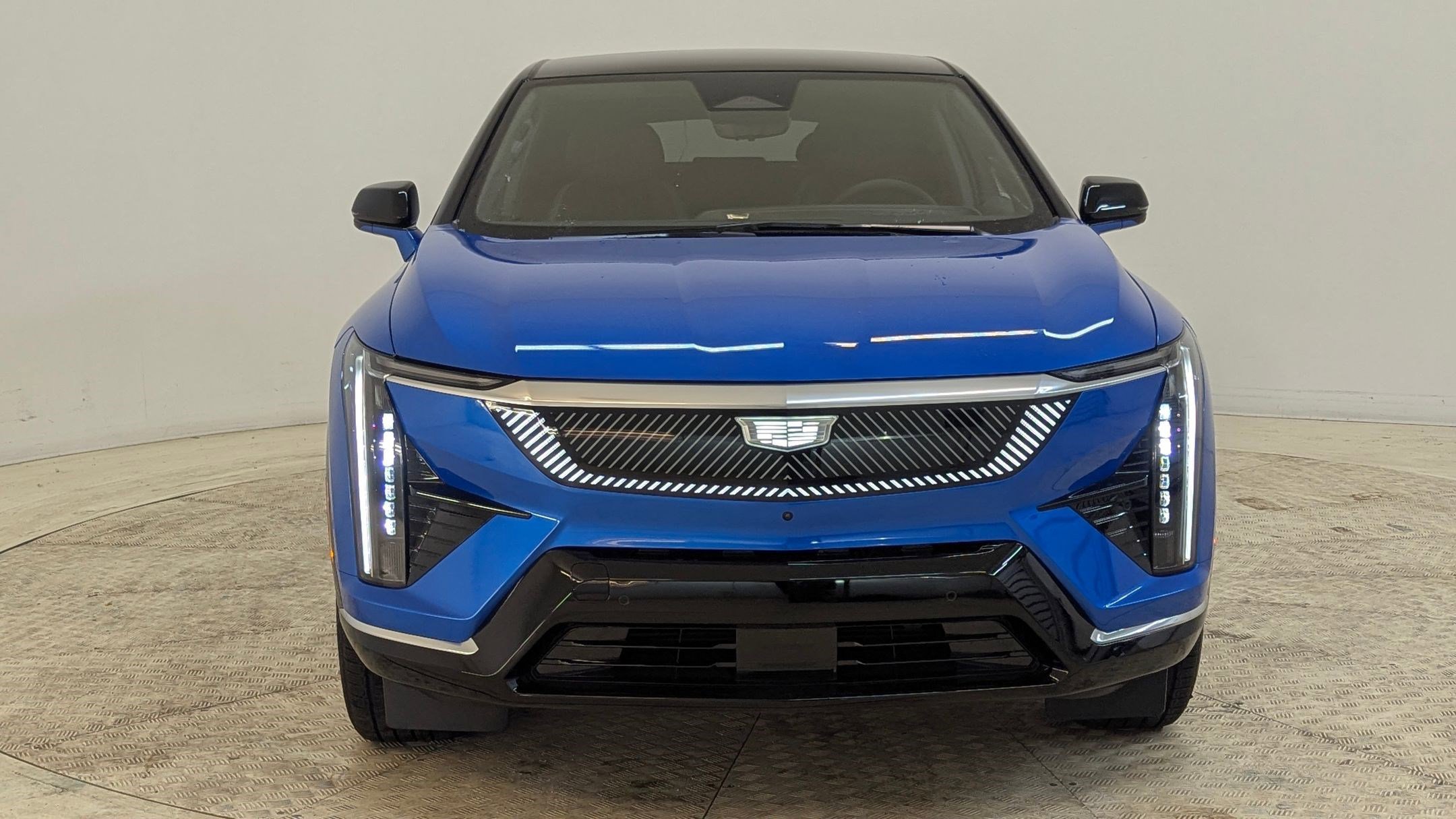 New 2026 Cadillac Optiq Luxury 1 w/ LPO, Floor Liner Package AWD/4WD image 6