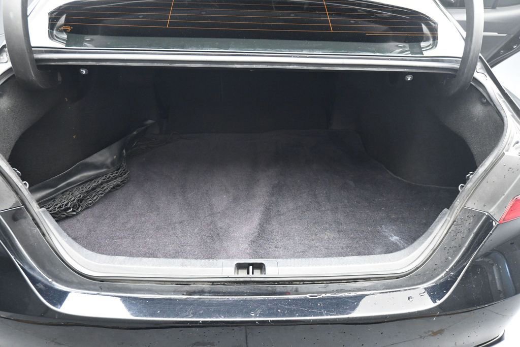Used 2022 Toyota Camry SE FWD image 14
