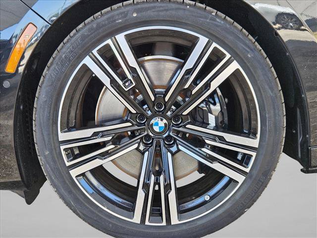 New 2026 BMW 740i xDrive AWD/4WD image 16