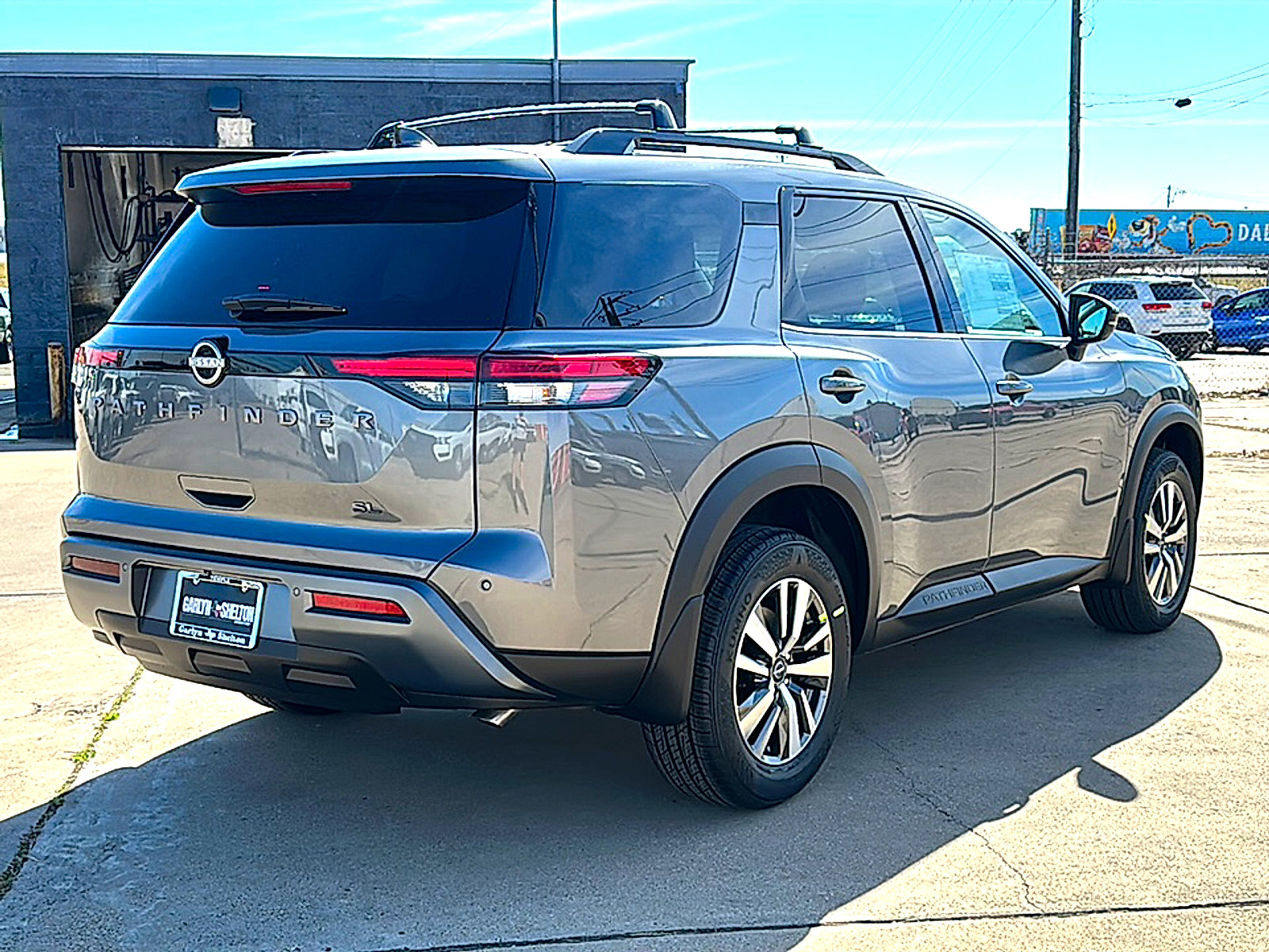 New 2026 Nissan Pathfinder SL image 8