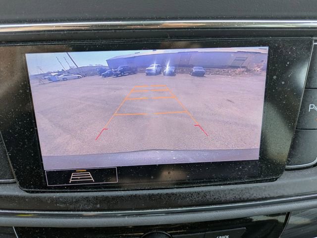 Used 2021 Buick Enclave Essence AWD/4WD image 14