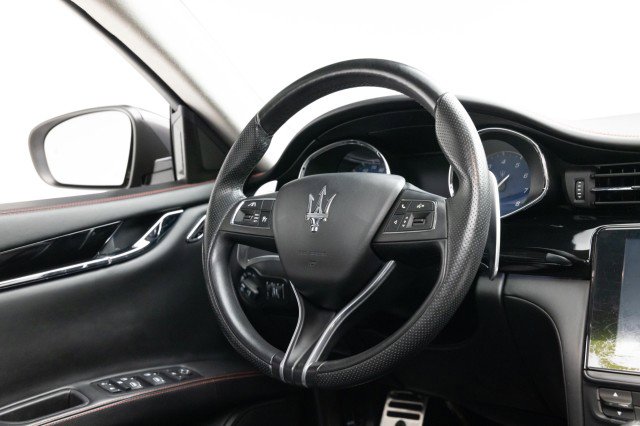 Used 2017 Maserati Quattroporte S GranSport Q4 image 10