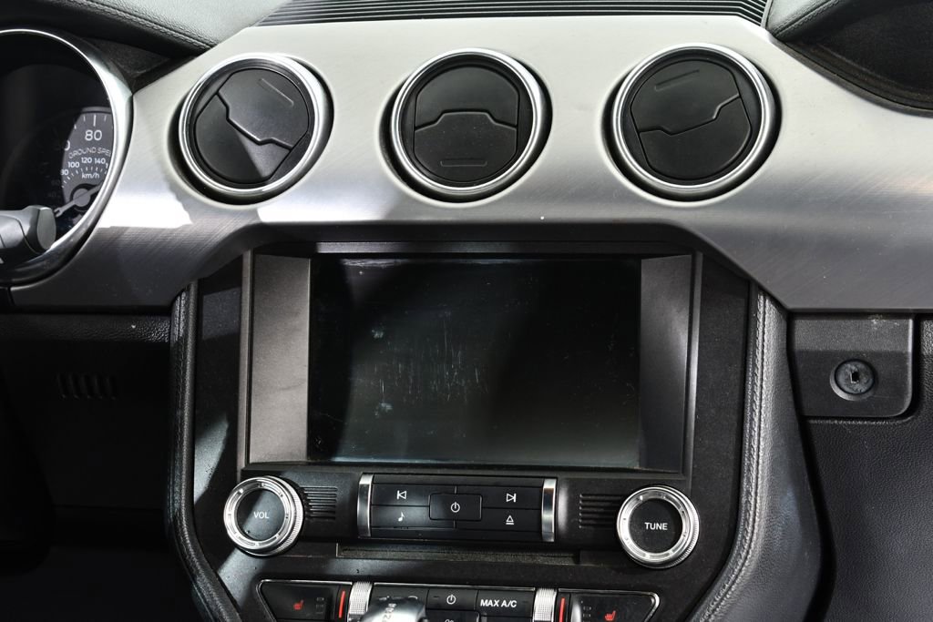 Used 2018 Ford Mustang Premium image 9