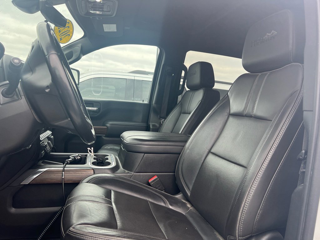 Used 2023 Chevrolet Silverado 3500 High Country w/ Z71 Off-Road Package AWD/4WD image 5