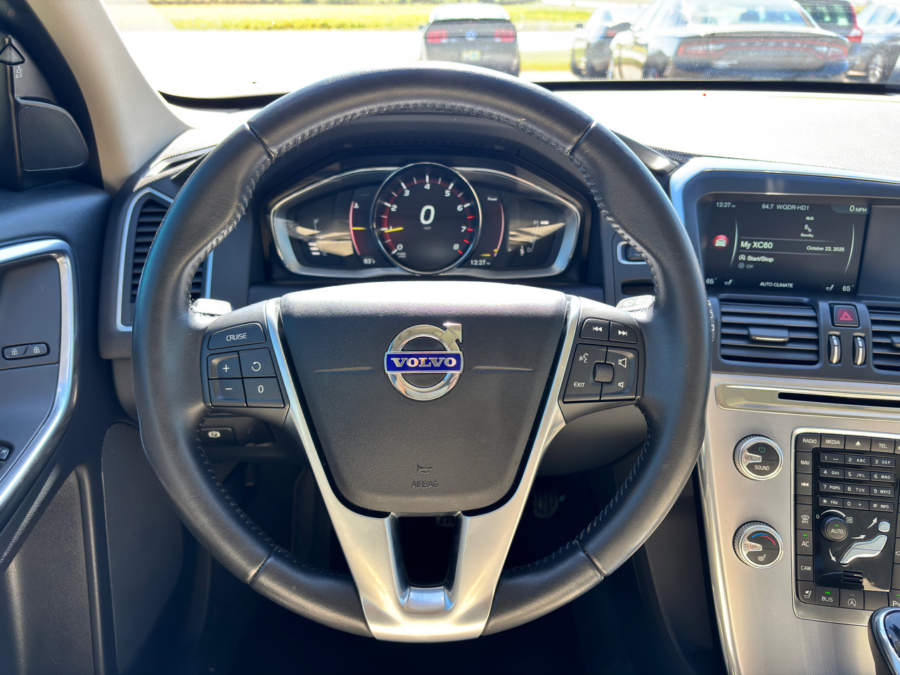 Used 2017 Volvo XC60 T6 Dynamic w/ Preferred Option Package AWD/4WD image 13