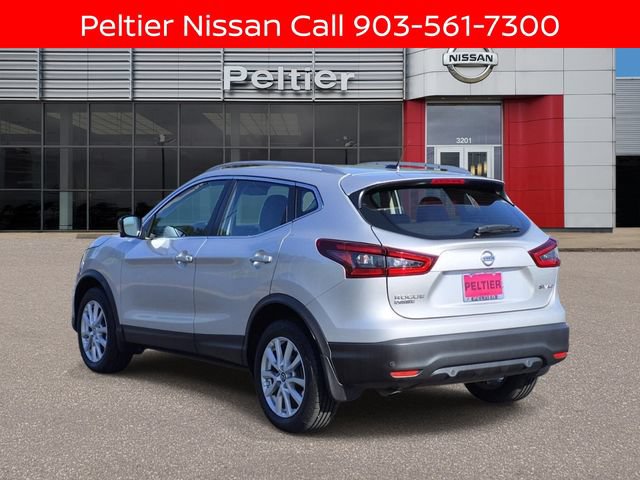 Certified 2022 Nissan Rogue Sport SV w/ Technology Package AWD/4WD image 4