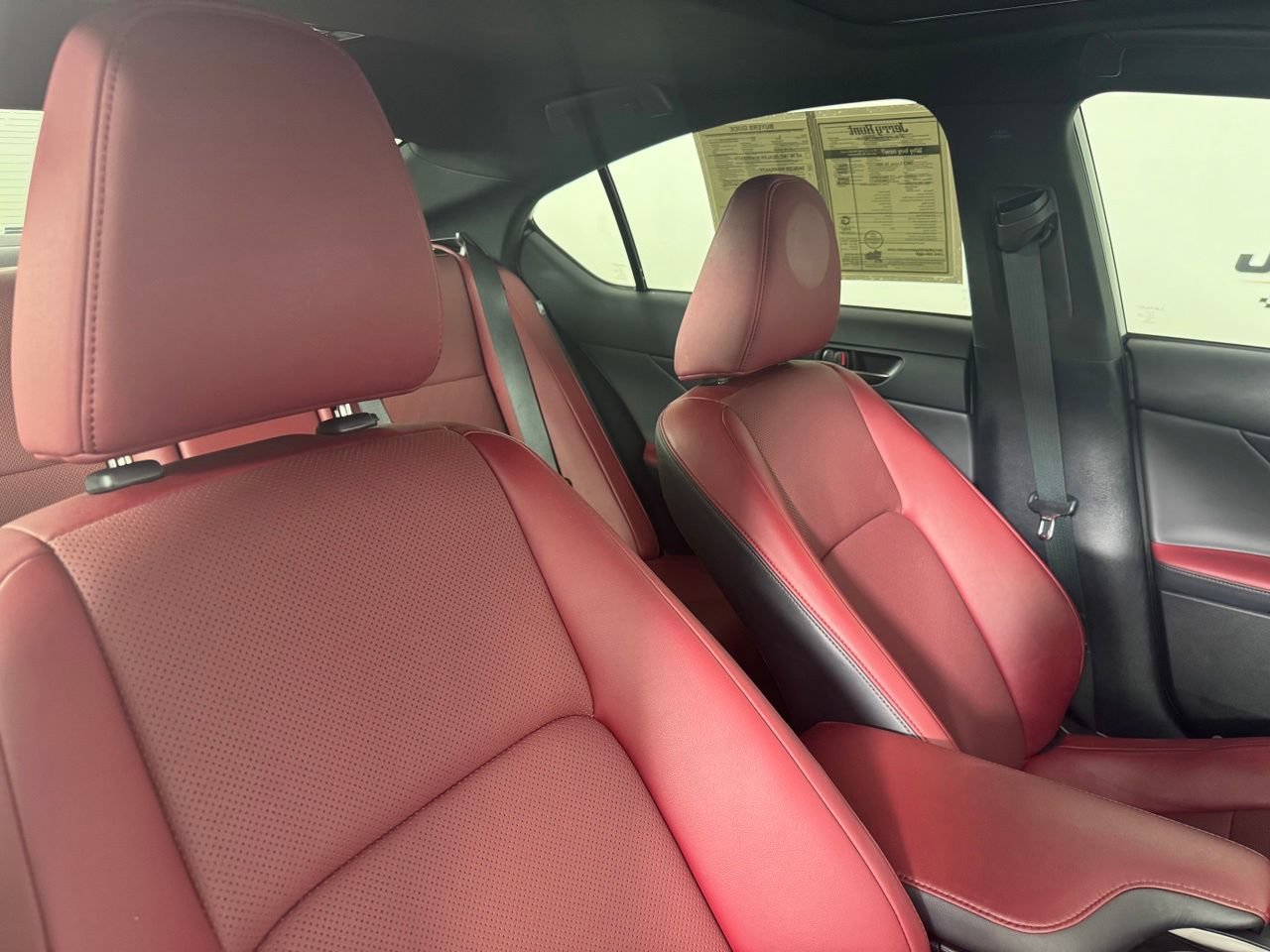 Used 2023 Lexus IS 300 w/ Comfort Package RWD image 33