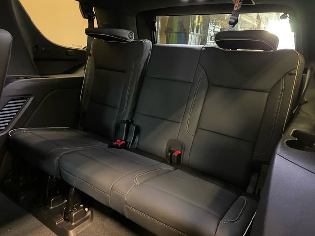 New 2026 GMC Yukon Elevation image 17