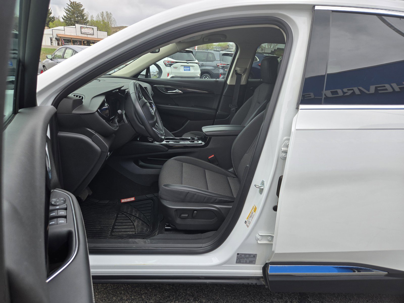 Used 2023 Buick Envision Preferred AWD/4WD image 9