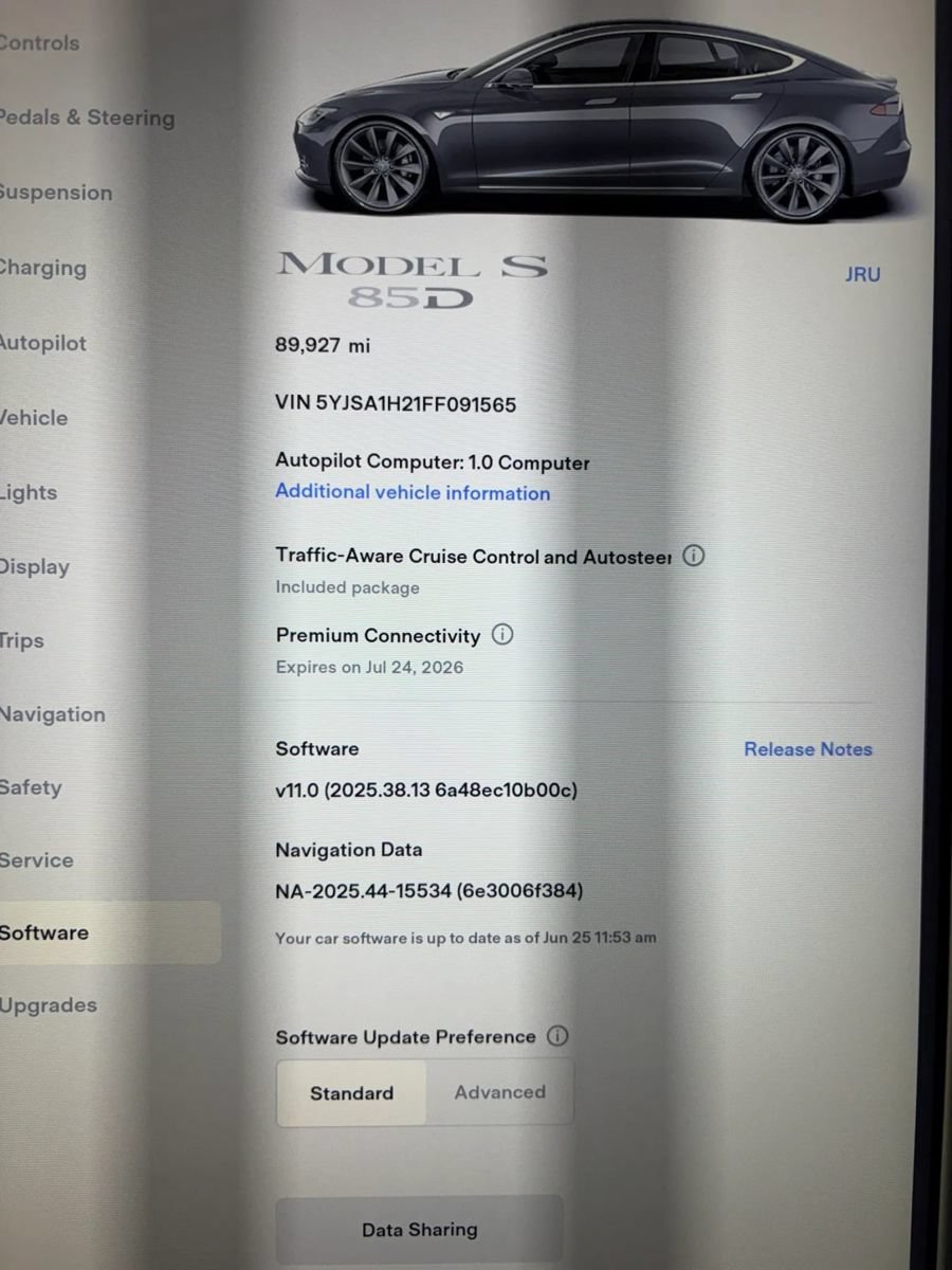 Used 2015 Tesla Model S 85D AWD/4WD image 16