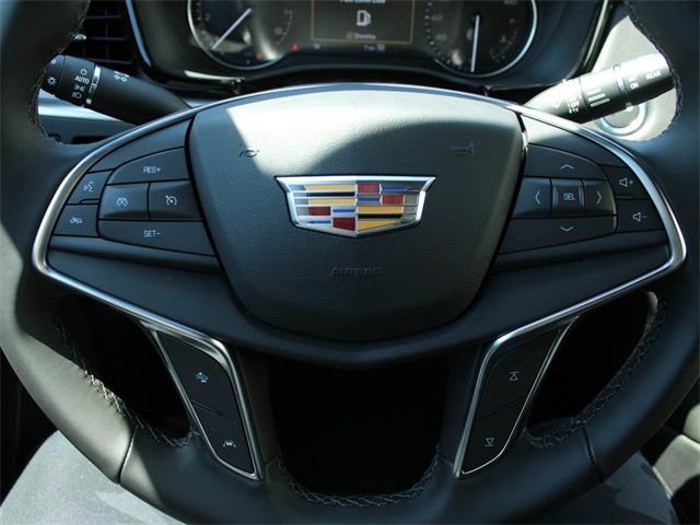 New 2025 Cadillac XT5 Luxury image 19