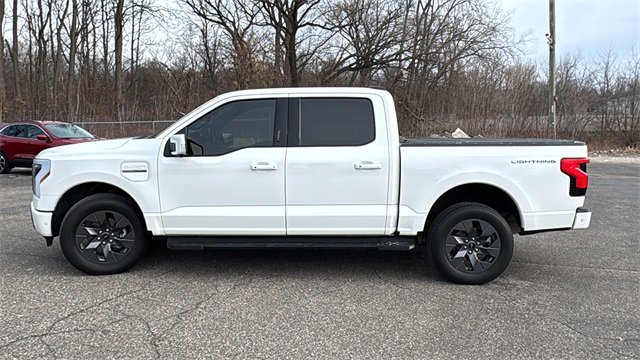 Used 2022 Ford F150 Lightning Lariat w/ Equipment Group 511A High image 6