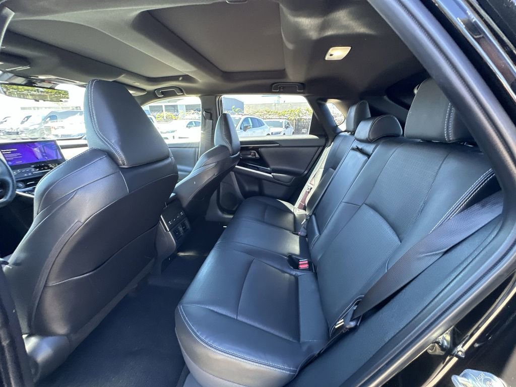 Used 2024 Subaru Solterra Touring image 31